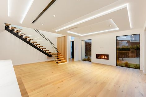 Photo of property in 34 Kumukumu Road, Long Bay, Auckland, 0630