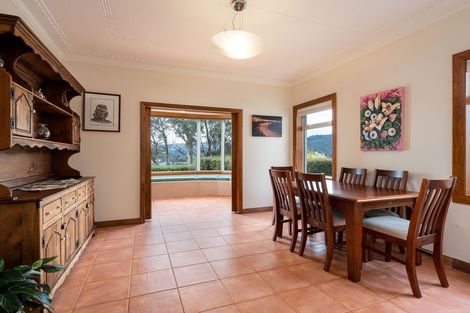 Photo of property in 64 Doon Street, Vauxhall, Dunedin, 9013