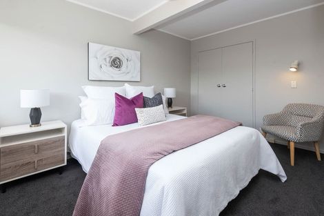 Photo of property in 2/5 Cornelian Crescent, Half Moon Bay, Auckland, 2012