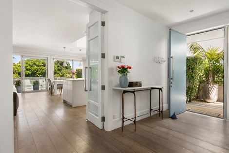 Photo of property in 22 Oceanview Road, Mount Maunganui, 3116