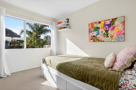 Photo of property in 2/47 Birkdale Road, Birkdale, Auckland, 0626