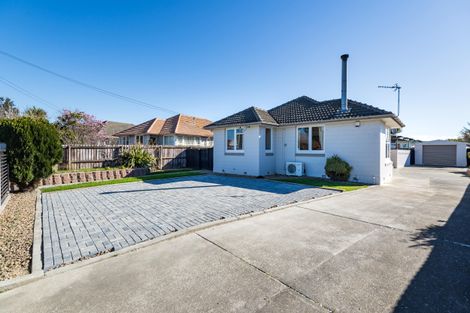 Photo of property in 35 Fenchurch Street, Redwood, Christchurch, 8051