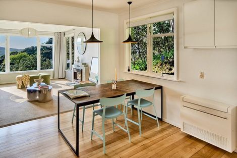 Photo of property in 20 Kiriwai Road, Paremata, Porirua, 5024