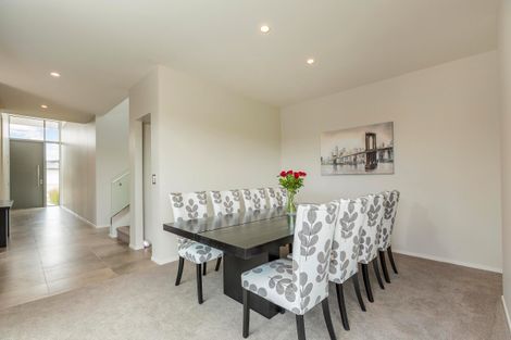 Photo of property in 17 Bayvista Drive, Karaka, Papakura, 2113