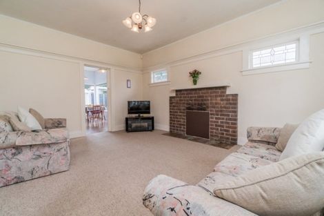 Photo of property in 54 Moana Avenue, Onehunga, Auckland, 1061