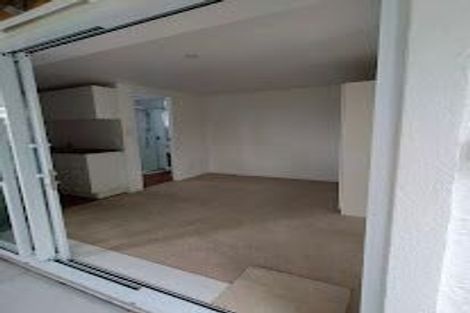 Photo of property in 29 Kingston Heights Road, Kingston, Wellington, 6021