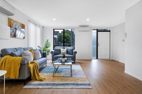 Photo of property in 8 Marengo Parkway, Takanini, 2112