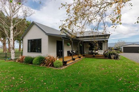 Photo of property in 423 Tipapakuku Road, Dannevirke, 4976