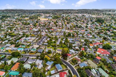 Photo of property in 10 Rollerson Street, Papakura, 2110