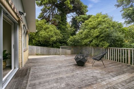 Photo of property in 65 Tirohanga Road, Tirohanga, Lower Hutt, 5010