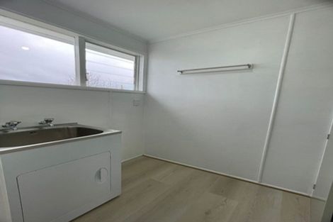 Photo of property in 23 Colwill Road, Massey, Auckland, 0614