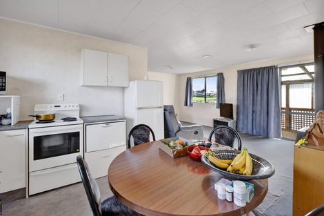 Photo of property in 11c Warwick Road, Stratford, 4332