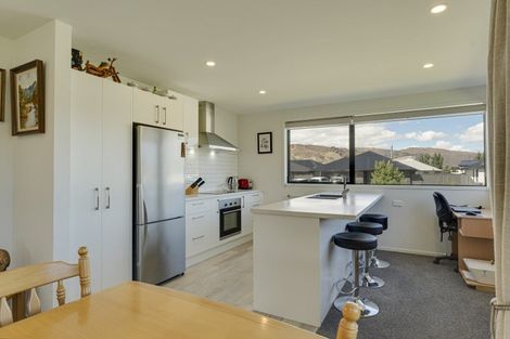 Photo of property in 17 Guano Crescent, Cromwell, 9310