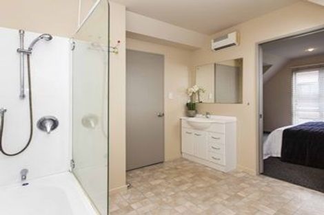 Photo of property in 10a Champion Street, Edgeware, Christchurch, 8013