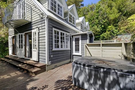 Photo of property in 128 Manuka Street, Stokes Valley, Lower Hutt, 5019