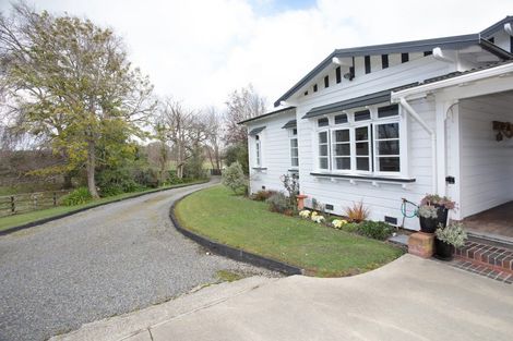 Photo of property in 55 Hawkestone Road, Marton, 4710