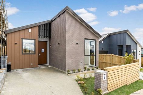 Photo of property in 63 Horokaka Street, Massey, Auckland, 0614