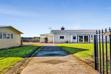 Photo of property in 2 Broadway, Waitara, 4320