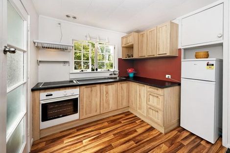 Photo of property in 4/54 View Road, Henderson, Auckland, 0612