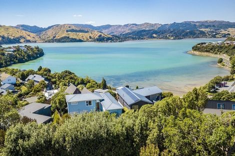 Photo of property in 14 Kenef Road, Paremata, Porirua, 5024