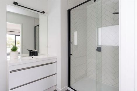 Photo of property in 24 Ivy Lane, Ohau, Levin, 5570