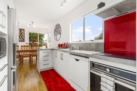 Photo of property in 27 Lindsay Crescent, Nawton, Hamilton, 3200