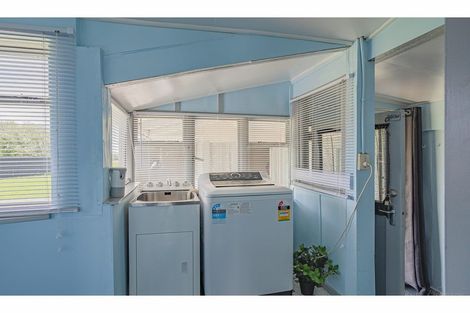 Photo of property in 16 Neal Street, Temuka, 7920