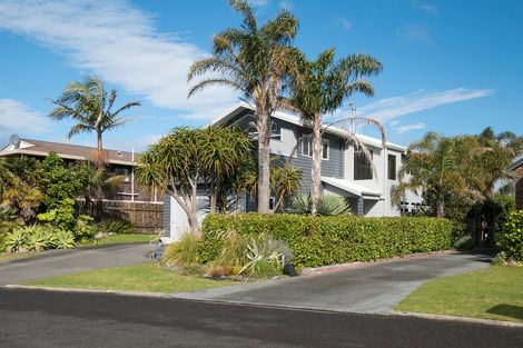 Photo of property in 27 Mayor View Terrace, Waihi Beach, 3611