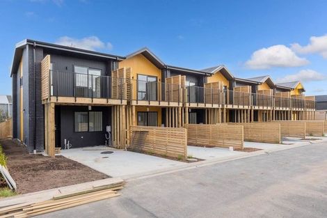 Photo of property in 10 Kari Lane, Kumeu, 0810