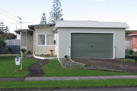 Photo of property in 2/43 Dale Crescent, Pakuranga, Auckland, 2010