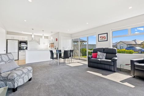 Photo of property in 5 Helmore Street, Rangiora, 7400