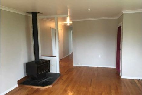 Photo of property in 2 View Street, Maungaturoto, 0520