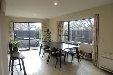 Photo of property in 2/39 Jennifer Street, Bryndwr, Christchurch, 8053