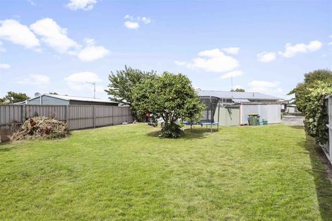 Photo of property in 4 Elmwood Crescent, Pukete, Hamilton, 3200