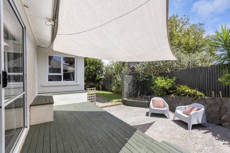 Photo of property in 475a Saint Aubyn Street, Moturoa, New Plymouth, 4310