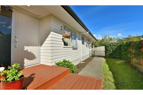 Photo of property in 5a Hammond Avenue, Hatfields Beach, Orewa, 0931