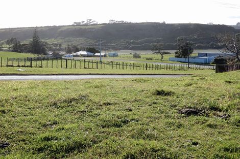 Photo of property in 13 Stafford Street, Patea, 4520