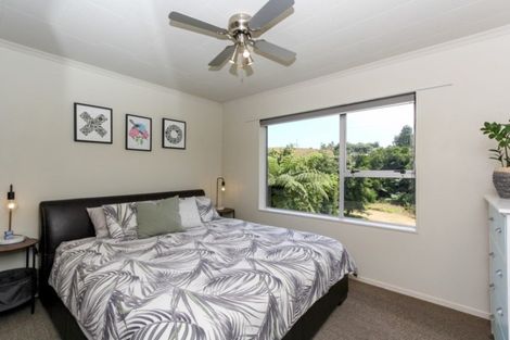 Photo of property in 31 Sealy Road, Omata, New Plymouth, 4374