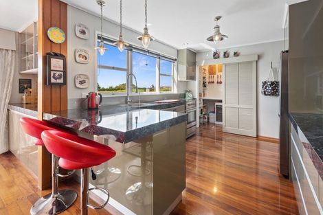 Photo of property in 65 Gorge Road, Maungaturoto, 0520