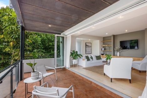 Photo of property in 1 Marine Parade, Herne Bay, Auckland, 1011