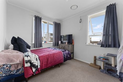 Photo of property in 24 Mahoe Street, Levin, 5510