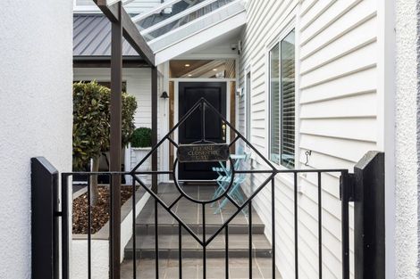 Photo of property in 36 Jacksons Road, Merivale, Christchurch, 8014