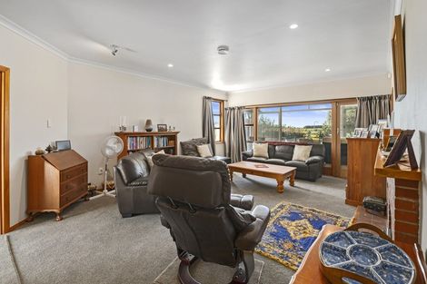 Photo of property in 194 Lindsay Road, Levin, 5510