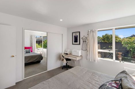 Photo of property in 2/49 Sawyers Arms Road, Northcote, Christchurch, 8052