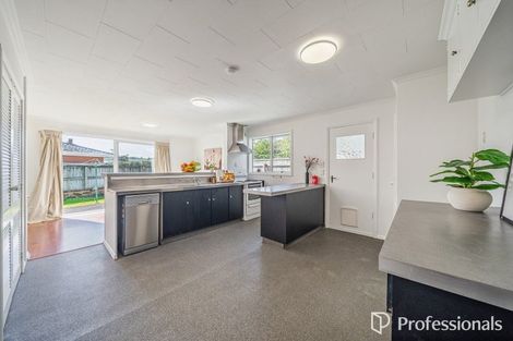 Photo of property in 3a Saint Ronans Avenue, Waterloo, Lower Hutt, 5011