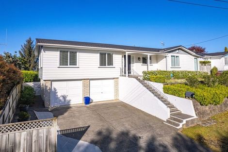 Photo of property in 43 Parkes Avenue, Saint Johns Hill, Whanganui, 4501