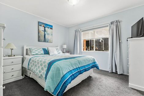 Photo of property in 24 Millstream Drive, Henderson, Auckland, 0610