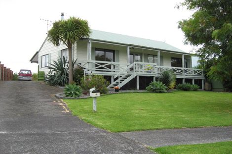 Photo of property in 16 Andes Avenue, Mangere Bridge, Auckland, 2022