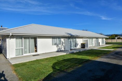 Photo of property in 9 Victoria Street, Carterton, 5713