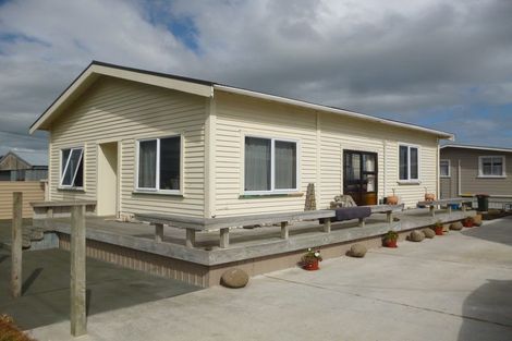 Photo of property in 44 Browne Street, Normanby, Hawera, 4614